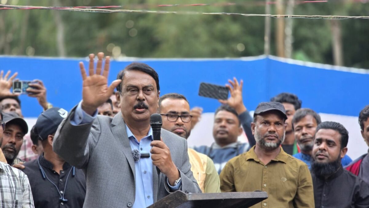 ছাতকে লিফলেট বিতরণ ও সমাবেশ অনুষ্ঠিত