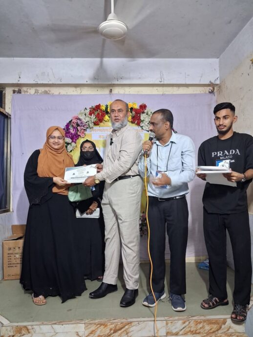 ছাতকে উদ্যোক্তা মেলার সফল সমাপ্তিইভেন্ট অংশগ্রহণকারীদের হাতে সার্টিফিকেট তুলে দিলেন ওসি শফিকুল ইসলাম খান