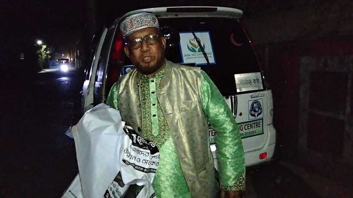 ছাতকে জাতীয় পার্টির প্রার্থীর গাড়িতে লাগানো নির্বাচনী ফেস্টুন ছিঁড়ে ফেলার অভিযোগ