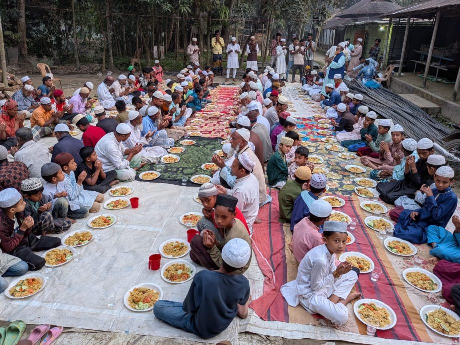 নেত্রকোনায় মাদীনাতুল খাইরী আল-ইসলামীর ৫৮তম প্রজেক্টের ভিত্তিপ্রস্তর স্থাপন
